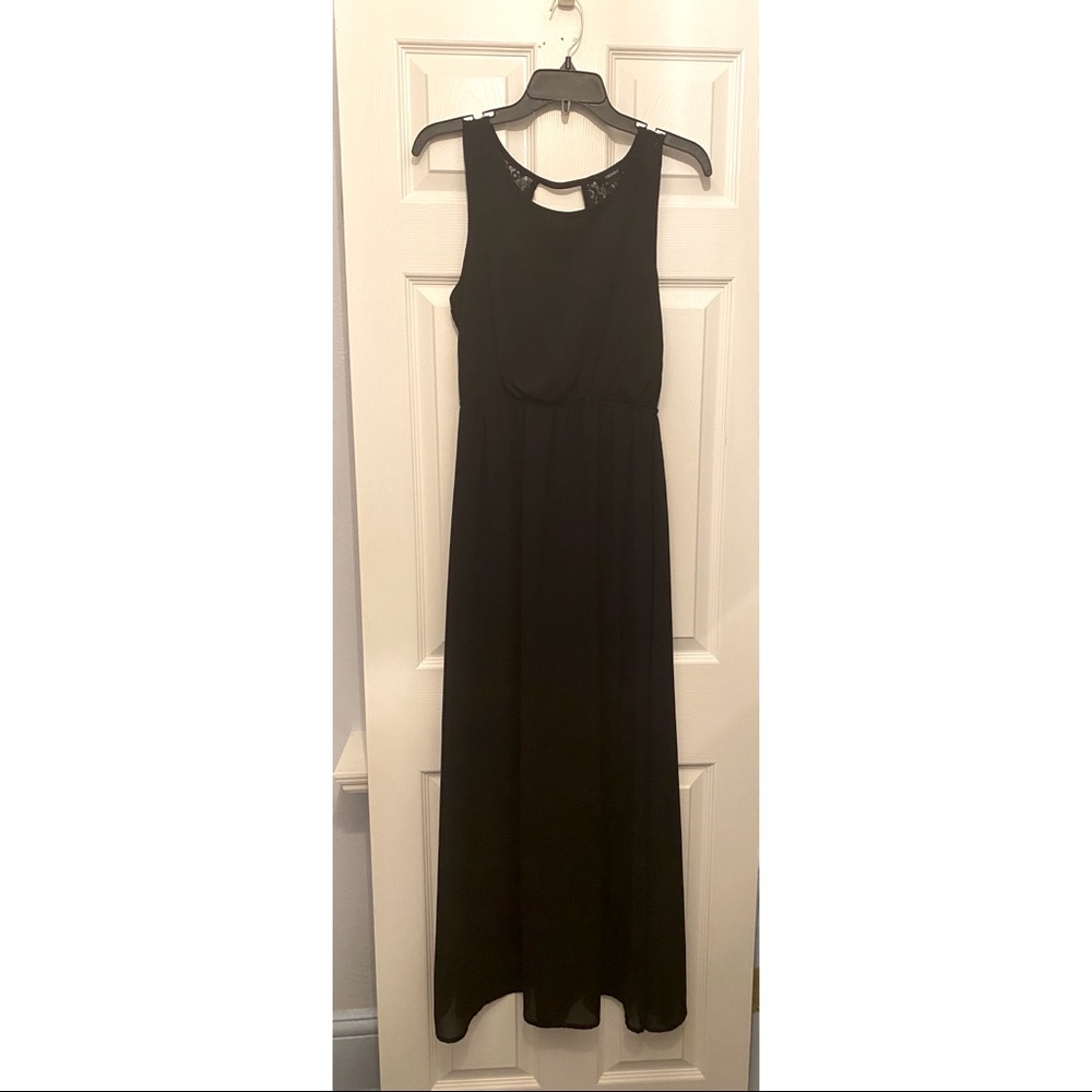Black Chiffon Maxi Dress Lace Back✨